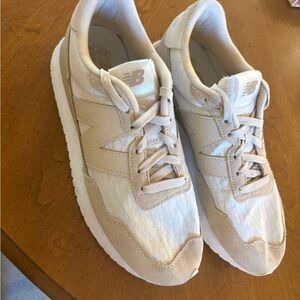 New Balance 237 Alpha White/Beige Sky White